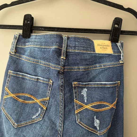 Abercrombie & Fitch Super Skinny Mid Rise Jeans Blue - Picture 5 of 7